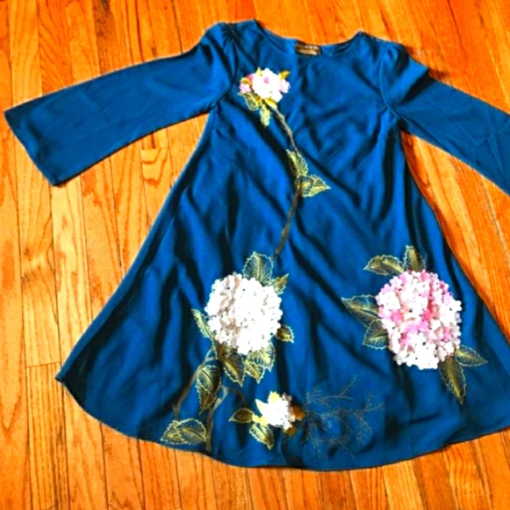Ladies dress